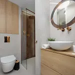 Modern With Ac And Next To The Metro By Renters * Warsaw