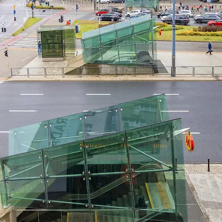 Modern With Ac And Next To The Metro By Renters Διαμέρισμα